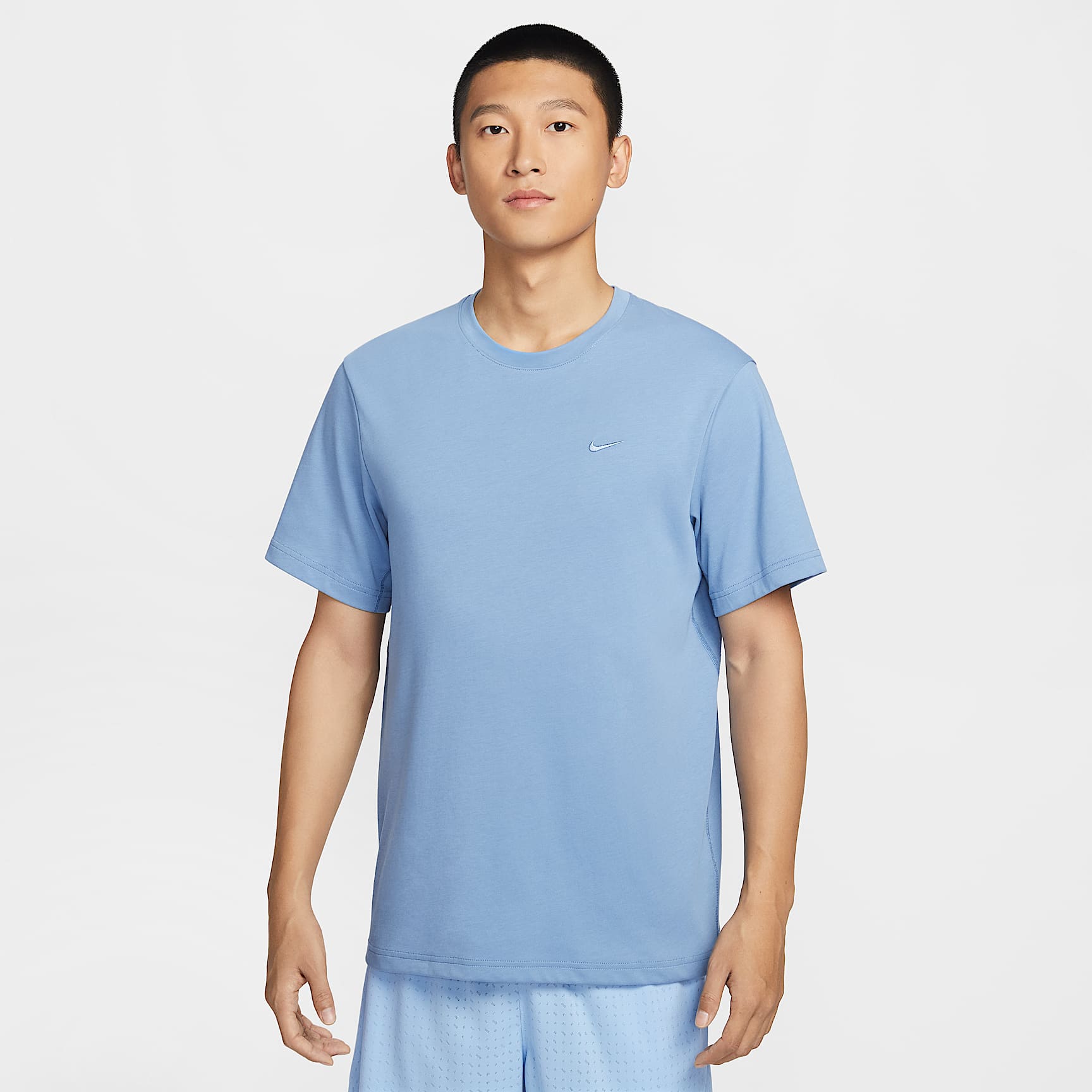 Nike Dri-FIT Primary Men's Training T-Shirt. Nike JP